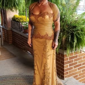 JEAN DELYS FORMAL DRESS WITH TRAIN